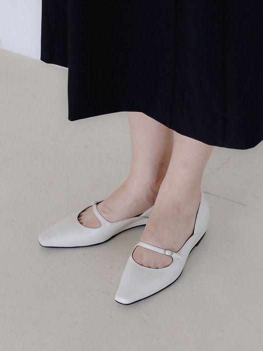 Plan strap flat shoes_23517_ivory