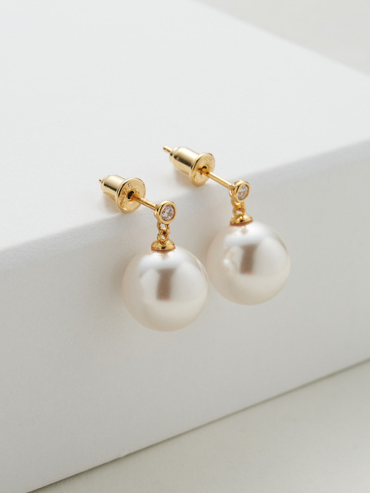 Bianco Pearl Stone Earrings
