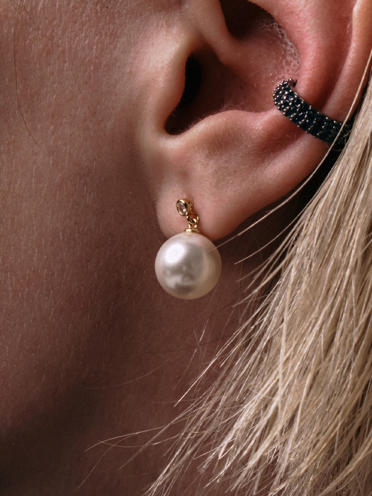 Bianco Pearl Stone Earrings