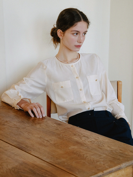 Silky Button Point Blouse_Butter