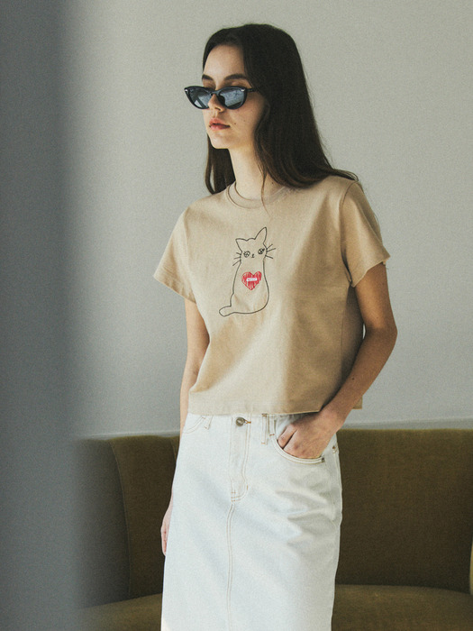 Love Cat Needle Stitch Crop T-shirt _CTT313(Beige)