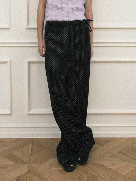 Mini dot relax pants / Black