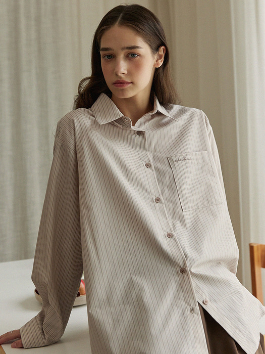 Over fit stripe ad embroidery shirts - beige