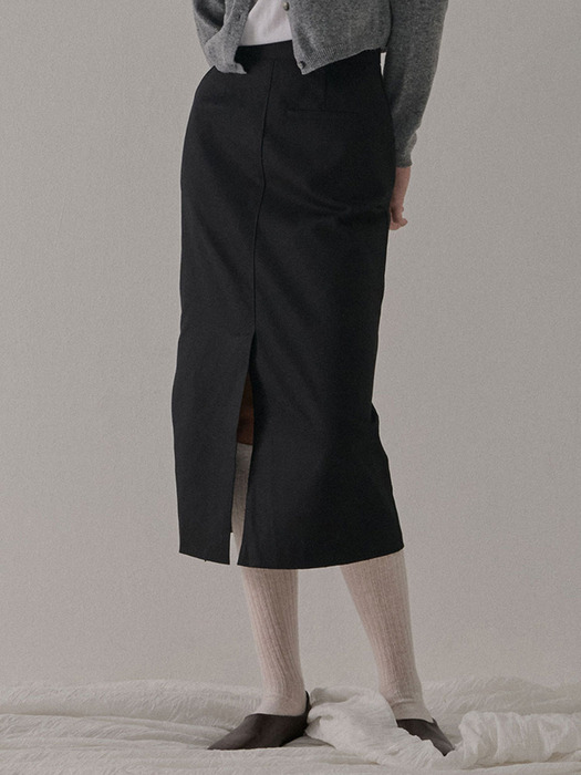 [Camino X Illuselle] POCKET H LINE LONG SKIRT BLACK