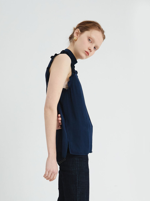 20 SPRING_Navy Neck Bend Sleeveless