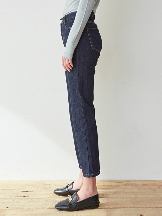 INDIGO SLIM STRAIGHT JEAN_DENIM