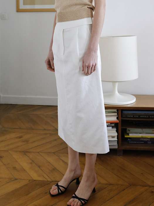 Paper Linen Skirt in White
