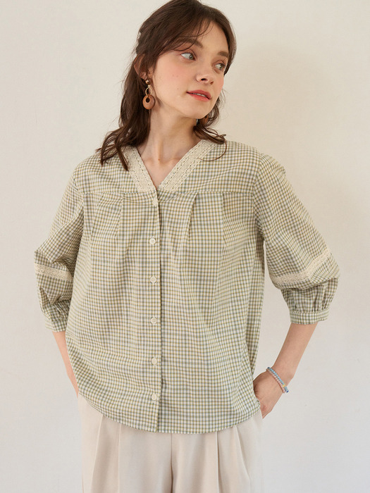monts 1113 v-neck lace check blouse (green)
