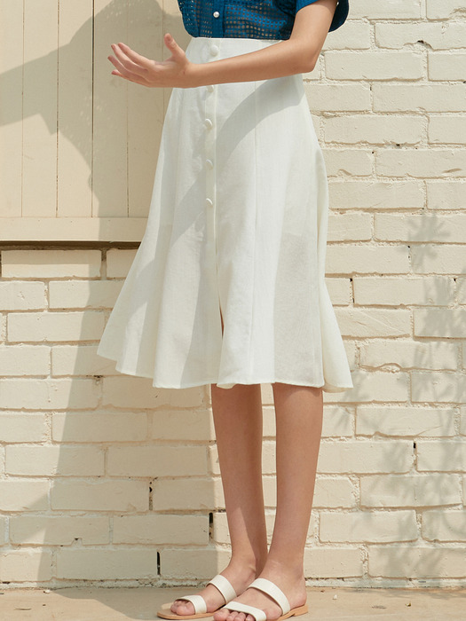 AMR1087 flare skirt (ivory)