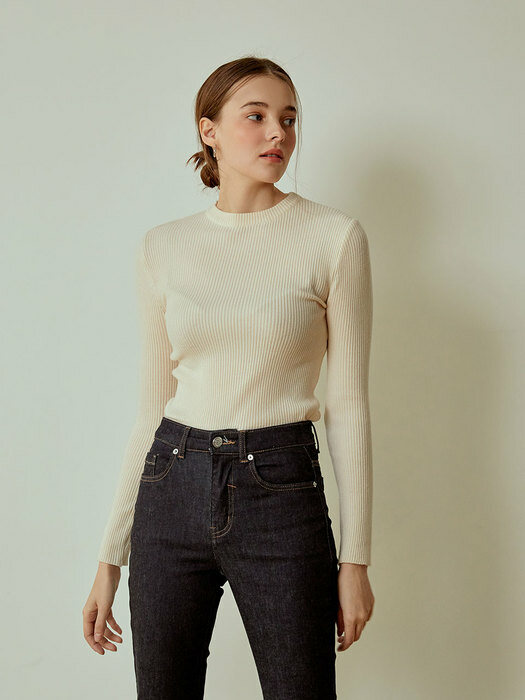 Slim-Fit Round knit[Ivory]