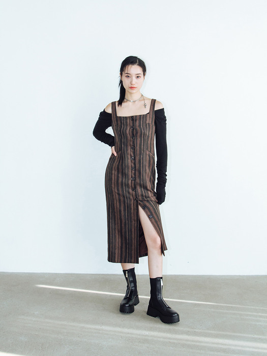 Square neck long onepiece (brown)