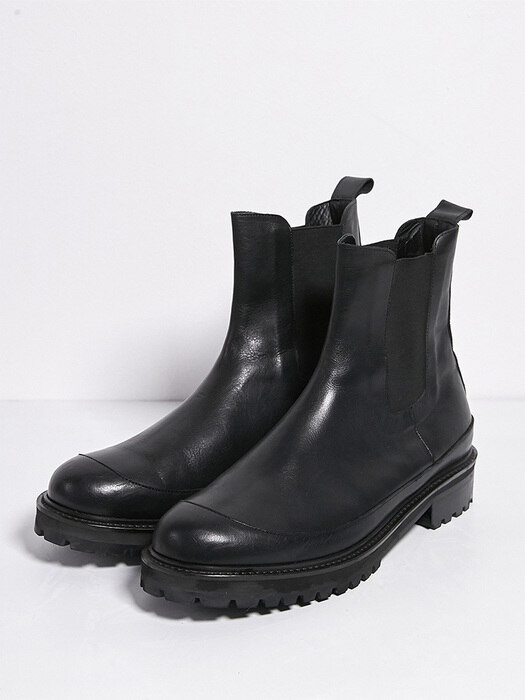 BLACK leather chunky boots(OH001)