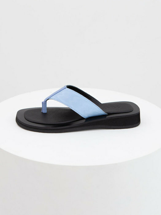 WAVY FLIP-FLOPS 22S01BL 웨이비 플립플랍 슬리퍼