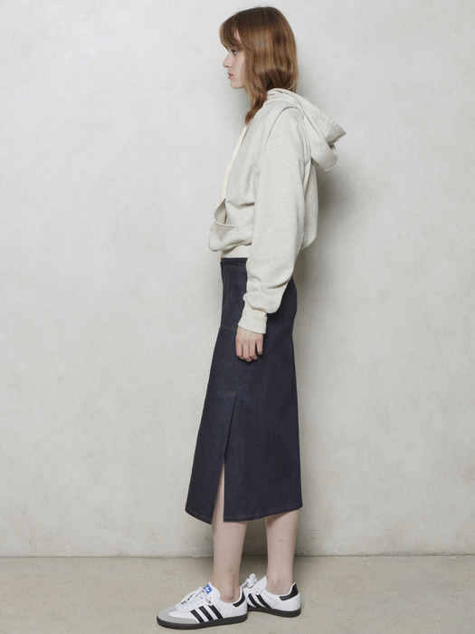 H-Line Pocket Slit Denim Skirt