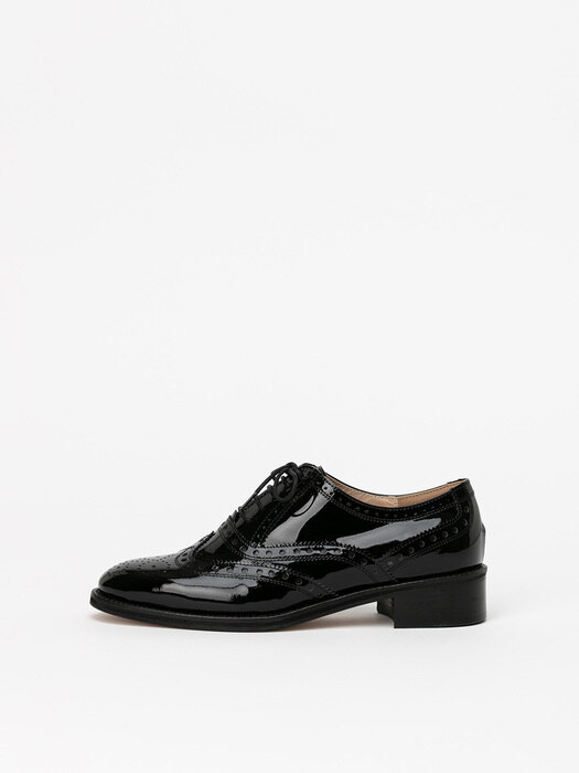 Proja Lace-up Oxford Loafers in Black Patent