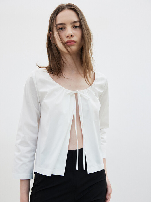 String shirring blouse / Ivory
