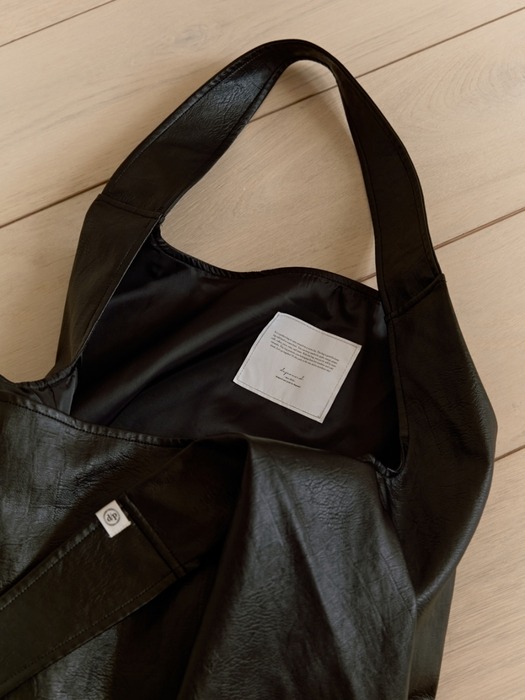 pera bag - black