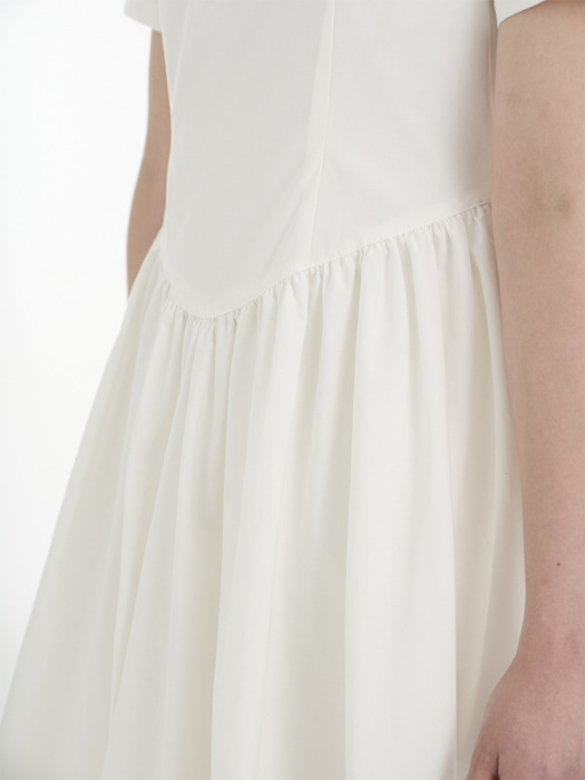 Volume Half Sleeve Dress (Ivory)