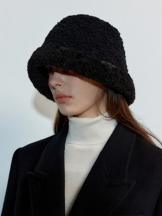 Boucle bucket hat Black