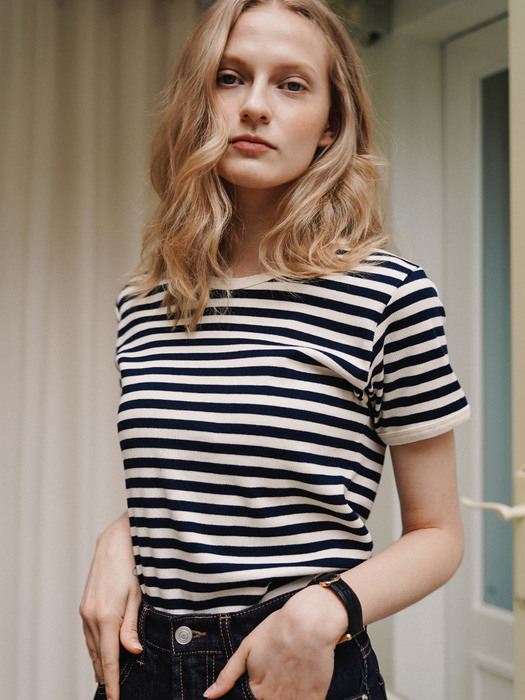 Stripe Round T-shirt - Navy