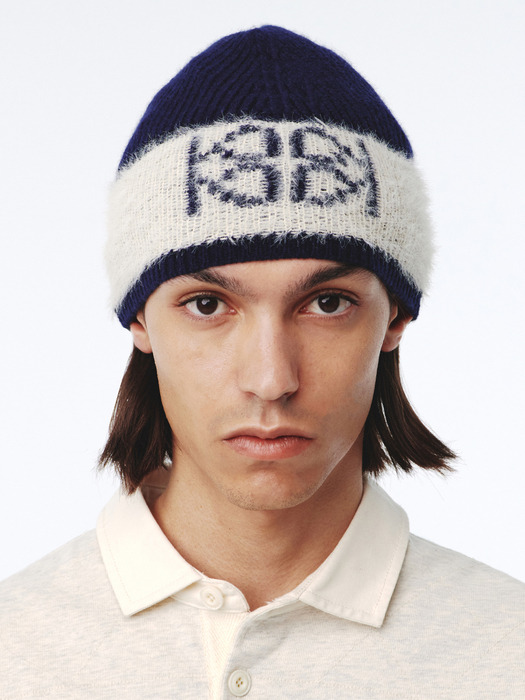 Emblem Knit Beanie UNISEX Navy Ivory