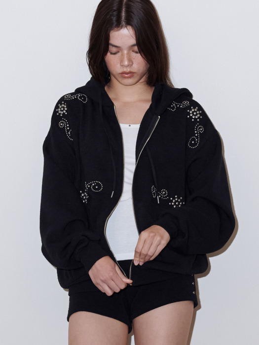 ORNAMENT STUDDED HOODIE_ONZI_EDITION, BLACK