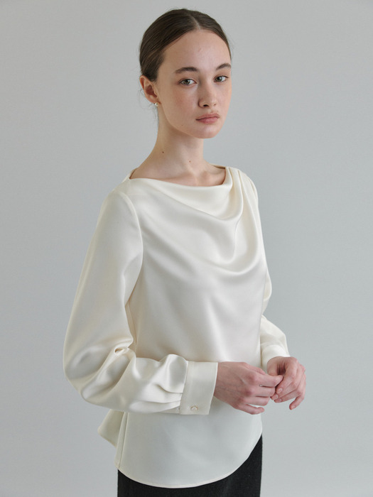 LYNN DRAPE BLOUSE (2colors)