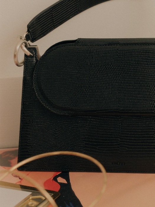 EGGSHELL MIRROR SHOULDER BAG_BLACK 