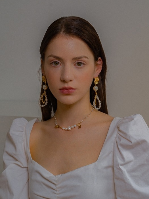 Lillian flower earrings