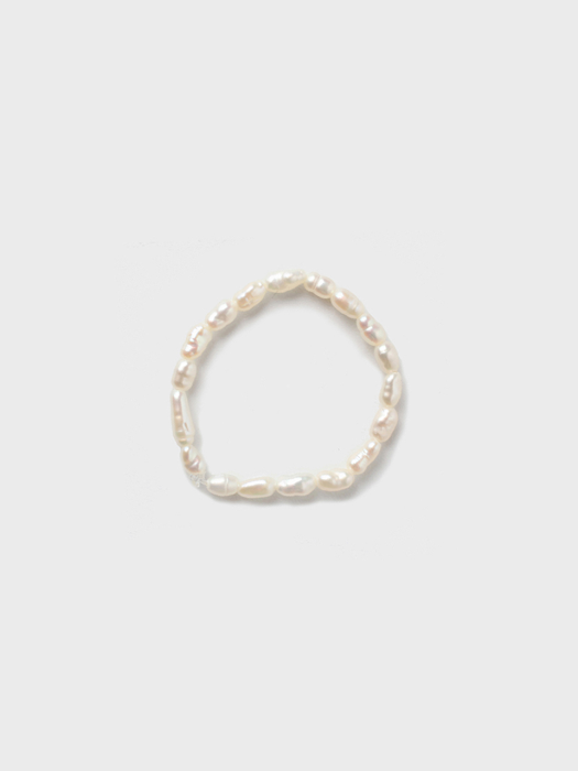 LU07 White pearls ring