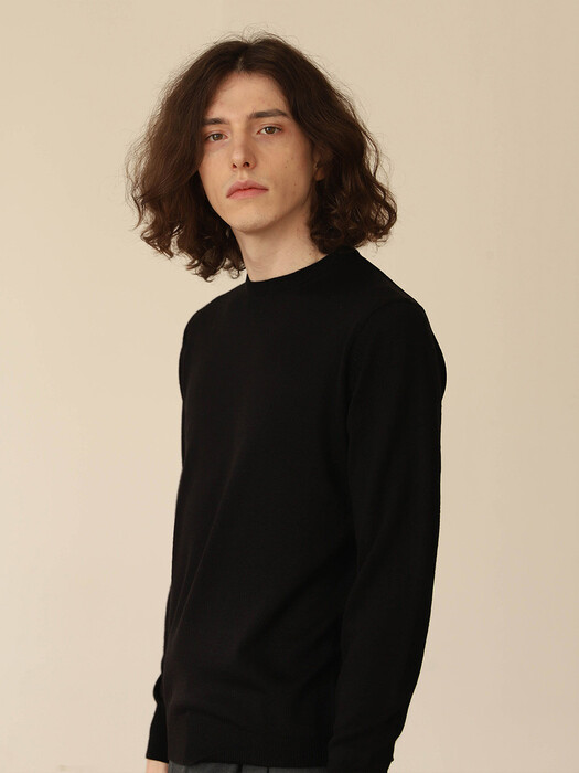 Wool soft round neck knit (Black)