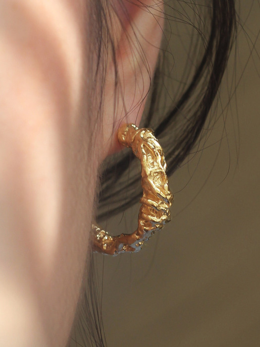 parched wreath earring (L)