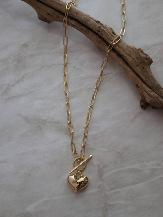 #44 Heart Knot Necklace