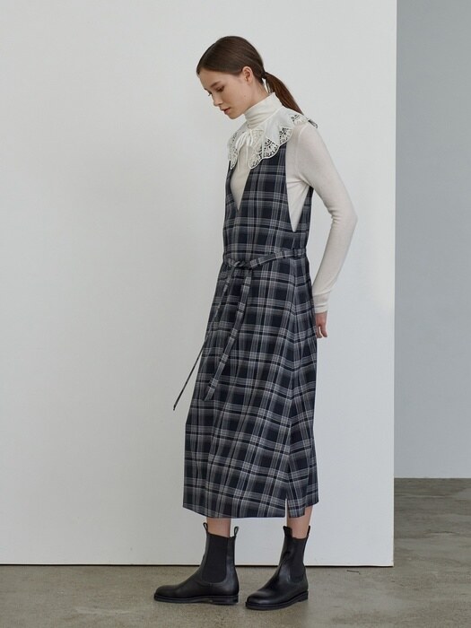 LACE COLLOR V-NECK DRESS_BLACK CHECK