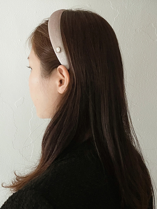 Vintage Mood Cameo Velvet HairBand [VintageBeige]