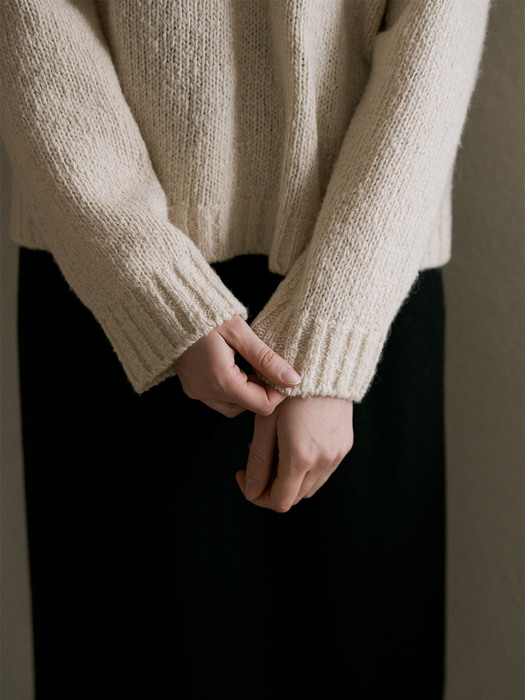 Rough reglen v-knit