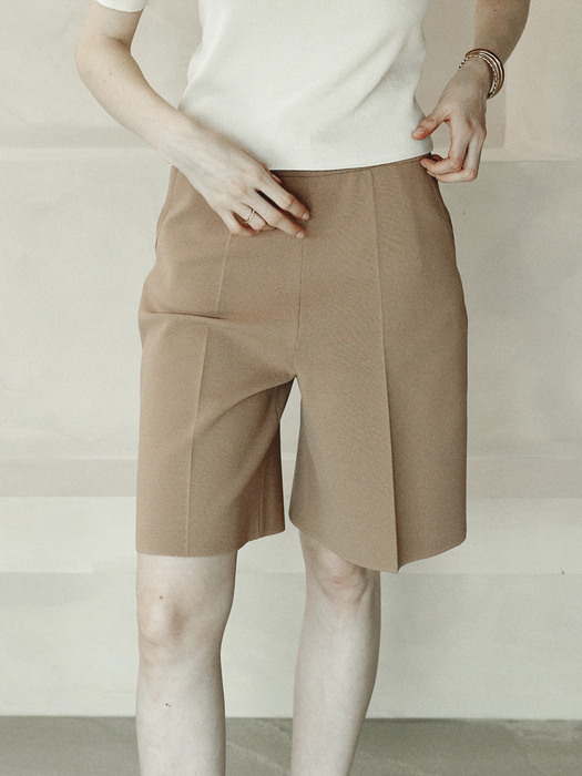 Relaxed Fit Shorts Beige