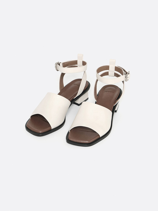Mago Sandals / Ivory