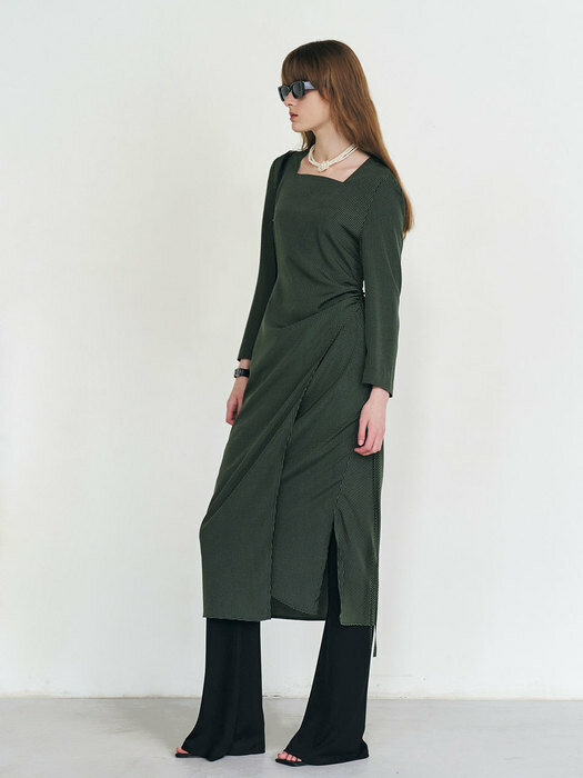 22 Fall_ Green Check Side String Midi Dress