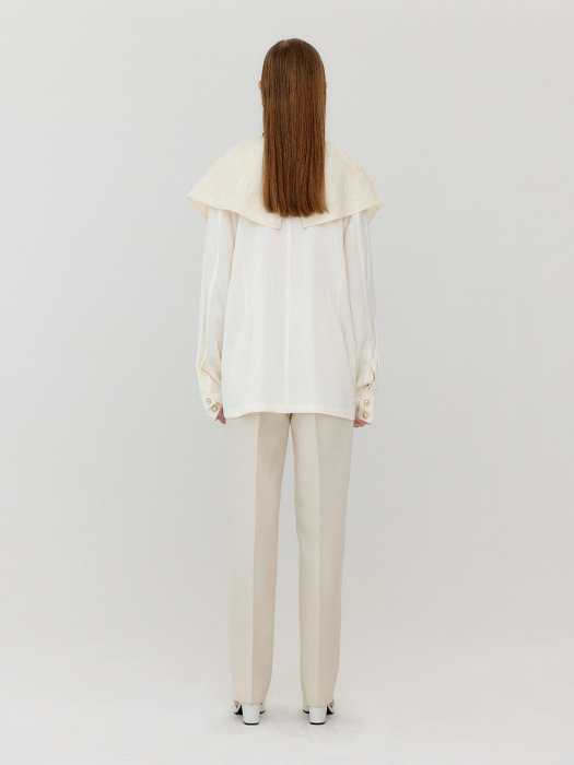 VALERIE Big Collared Blouse - Ivory