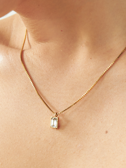 Lucente Silver Necklace In404 [Gold]