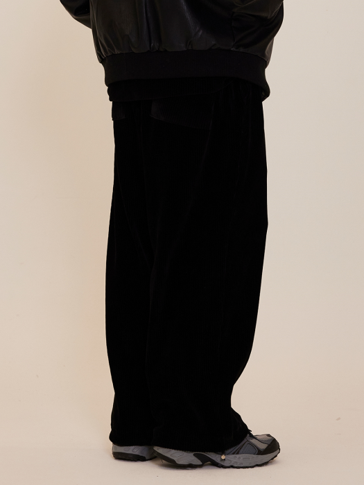 CB CORDUROY WIDE PANTS (BLACK)