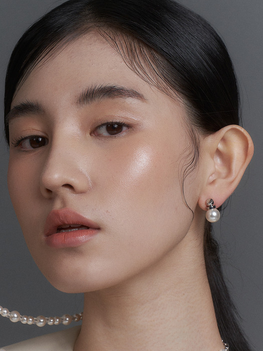 moon Pearl earrings - 10mm (2color)