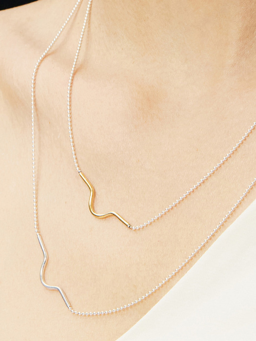 기와 라인 포인트 목걸이 Giwa line point necklace