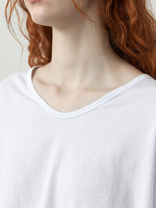 코즈넉 홀리 브이넥 여성 긴팔 티셔츠