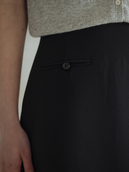 Lina pocket point skirt_Black