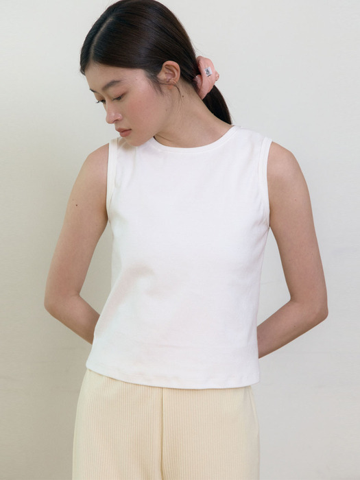 Soft sleeveless Top (White)
