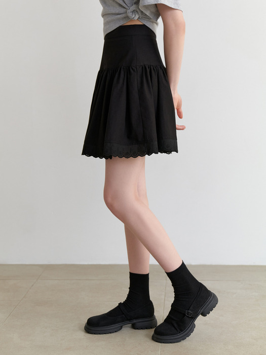 Afternoon mini skirt (black)