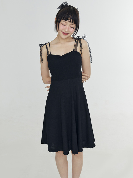 RIBBON CAP DRESS - BLACK