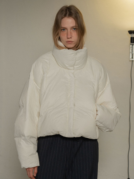 Duck-Down Short Puffer Padding_IVORY